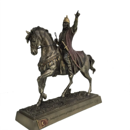 Fatih Sultan Mehmet Heykeli